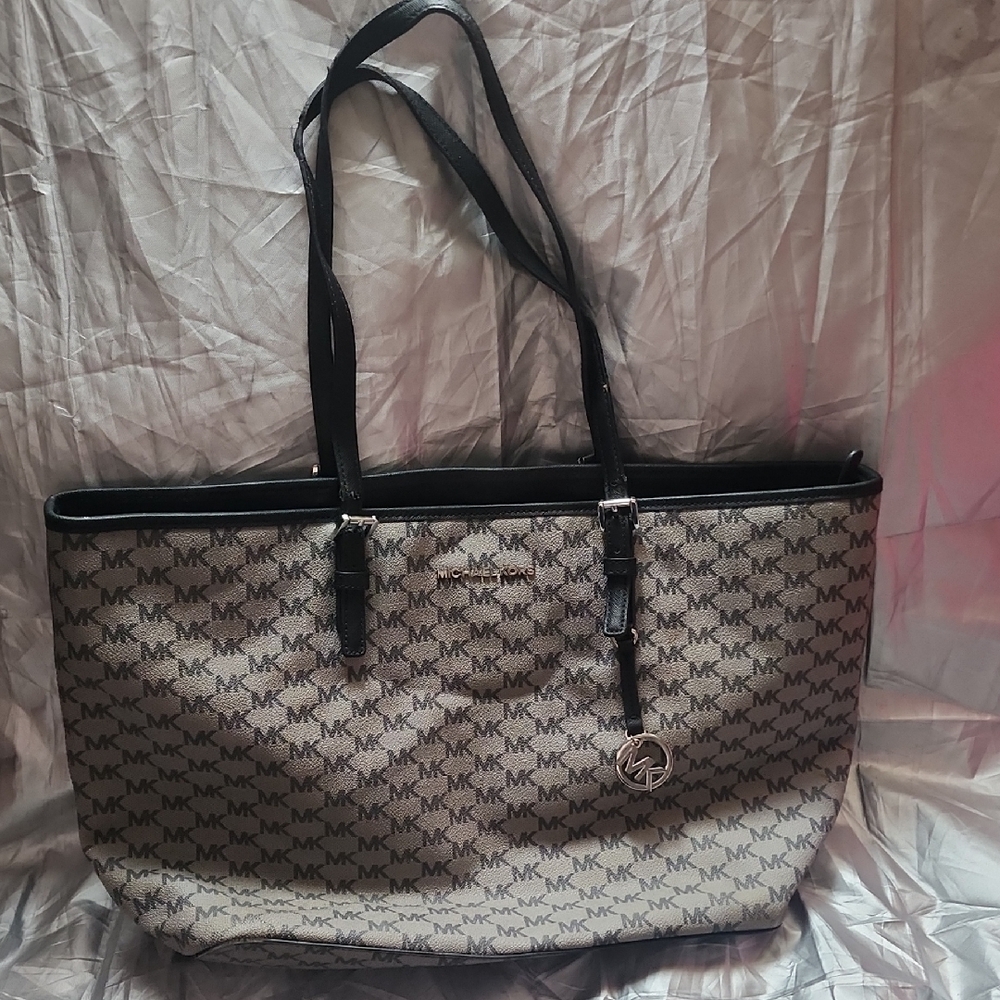 Michael Kors Black and Cream Tote Bag